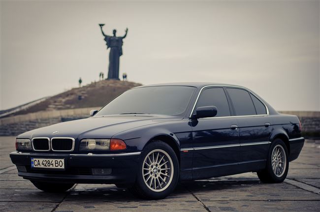 BMW 7 серия E38 [рестайлинг] Седан технические характеристики